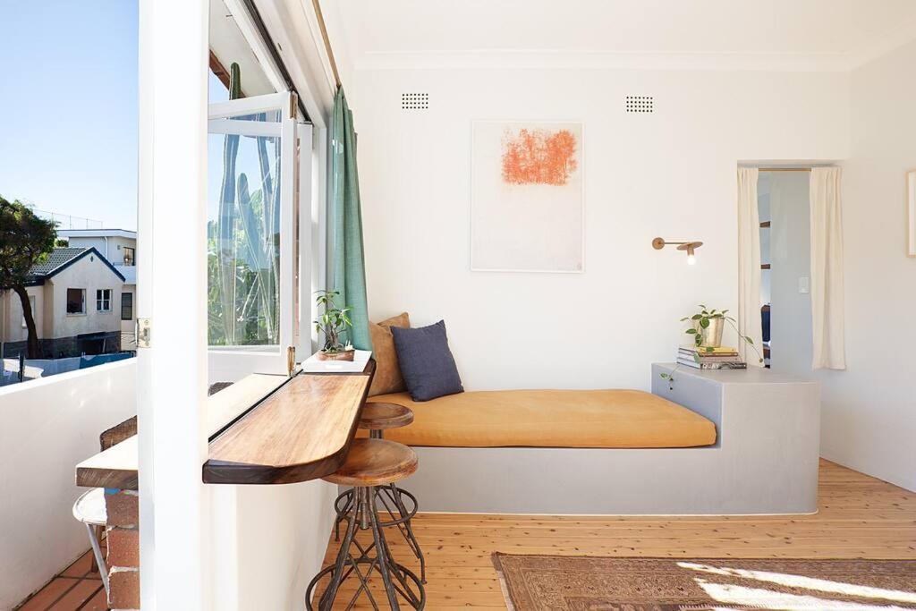 Sun-Filled North Bondi Apartment Moments To Beach Sydney Exterior photo